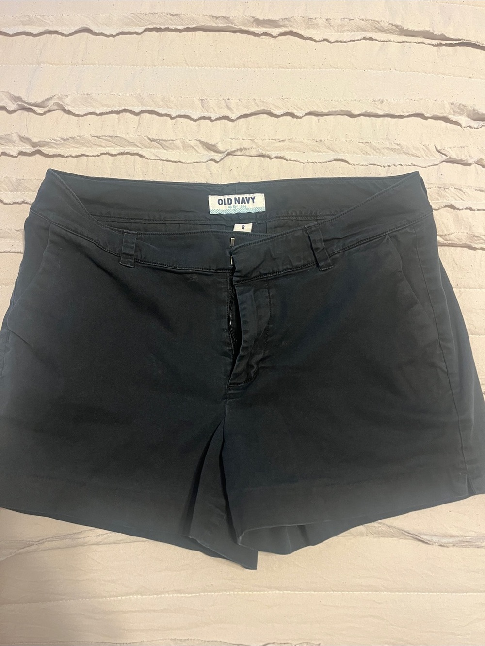 Old Navy Women's Black Casual Stretch Bermuda Shorts